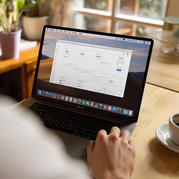 【紧急】主持人在深夜遭遇丑闻愤怒，OnlyFans全网炸锅，详情速看